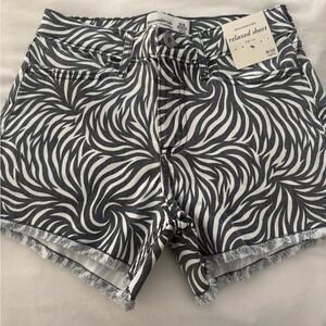 abercrombie kids Black and White Swirl Relaxed Shorts